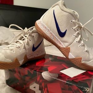 Kyrie 4s